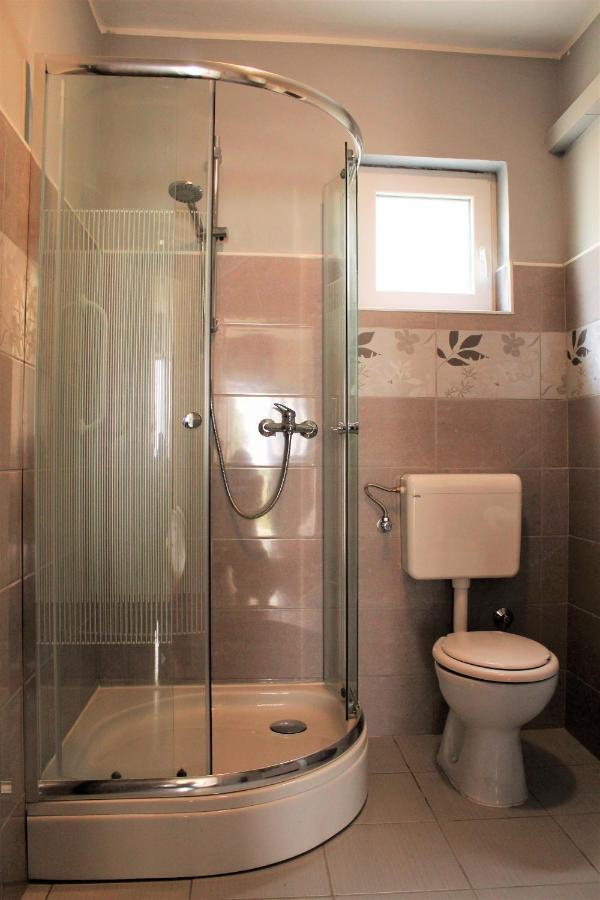 Apartmani Andrija Jezera Exterior foto